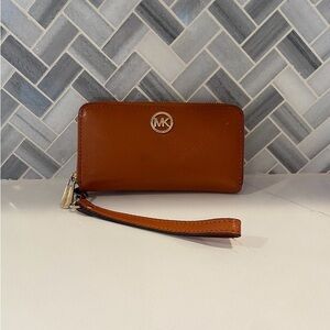 Michael Kors Wristlet Clutch